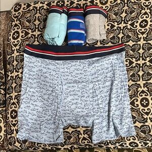 Men’s Boxer Briefs 4-Pack – Amazon Essentials Shark Print & Solid Mix XL